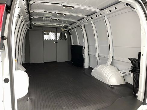 New 2025 Chevrolet Express 2500 Extended w/ Driver Convenience Package image 18