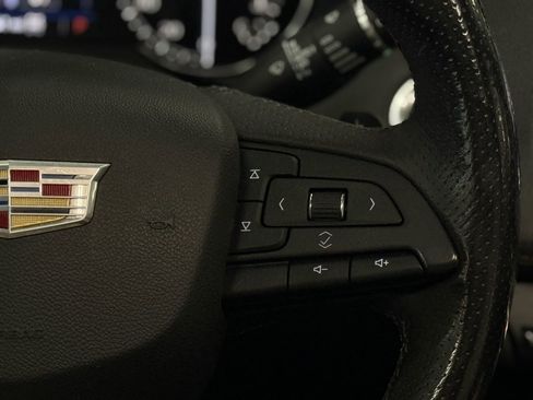 Used 2019 Cadillac XT4 Sport image 37