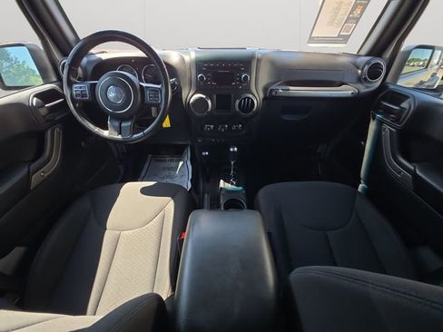 Used 2017 Jeep Wrangler Unlimited Sport w/ Connectivity Group AWD/4WD image 15