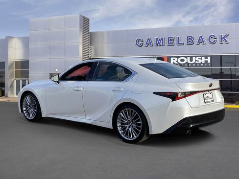 Used 2024 Lexus IS 300 300 w/ Premium Package image 4