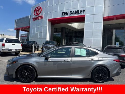 Certified 2025 Toyota Camry SE FWD image 3