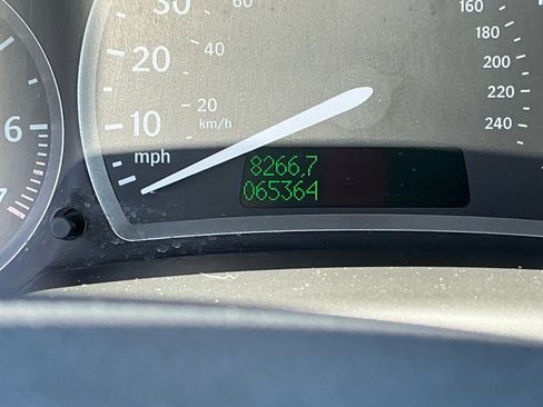 Used 2005 Saab 9-3 Aero FWD image 11