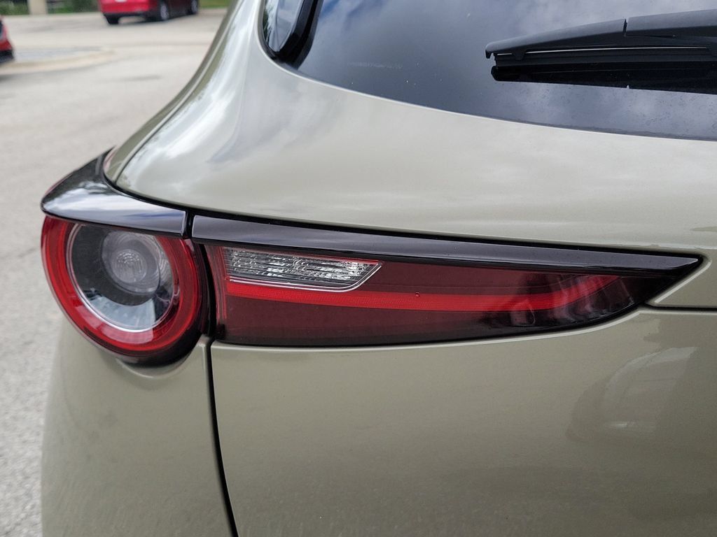 Used 2025 MAZDA CX-30 Carbon AWD/4WD image 21