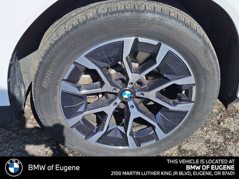 Used 2025 BMW X3 xDrive30i w/ Premium Package AWD/4WD image 9