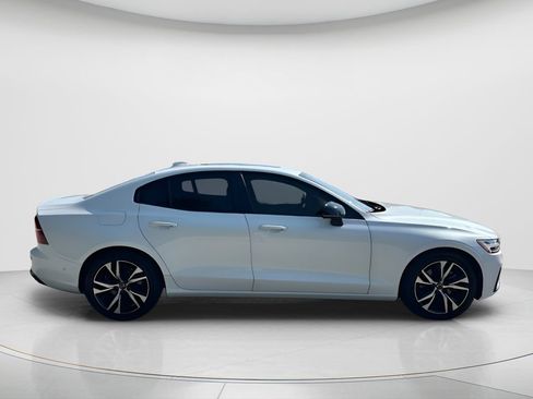Used 2023 Volvo S60 B5 Plus w/ Climate Package FWD image 4