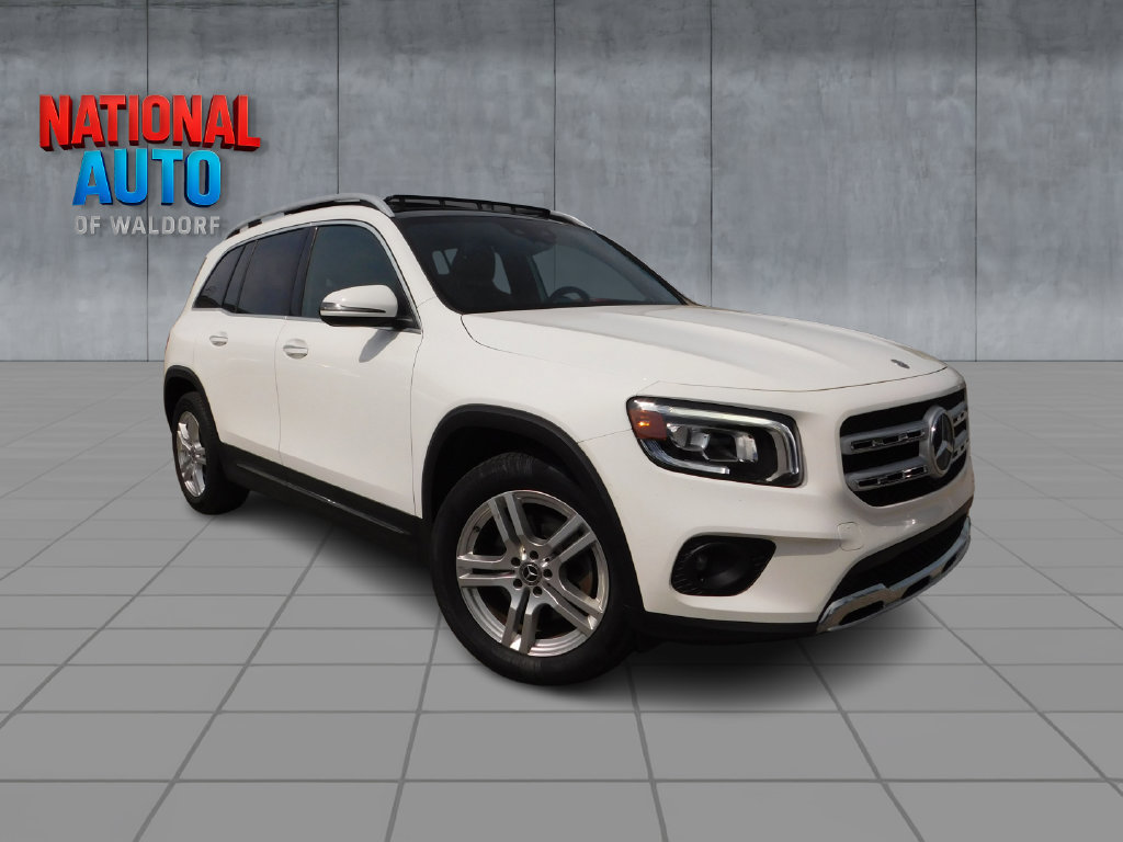 Used 2021 Mercedes-Benz GLB 250 4MATIC w/ Premium Package image 1