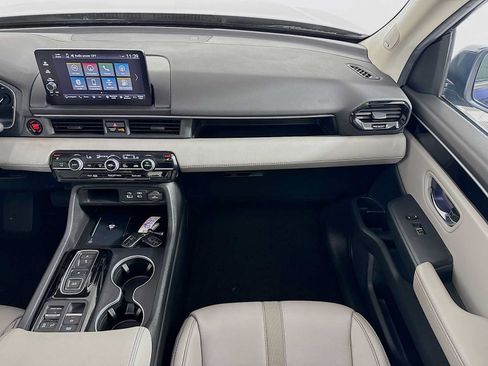 Certified 2024 Honda Pilot Touring image 22