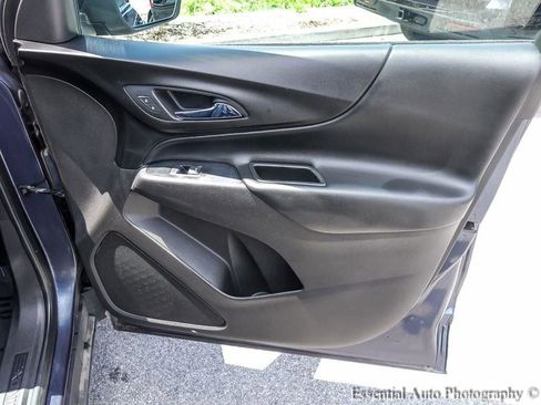 Used 2019 Chevrolet Equinox LT FWD image 24