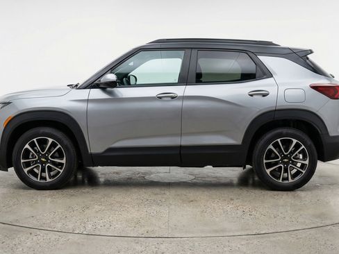 Used 2025 Chevrolet TrailBlazer LT FWD image 5