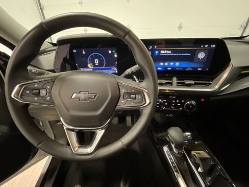 Used 2024 Chevrolet Trax ACTIV image 37