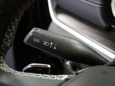 Used 2023 Jeep Grand Cherokee Limited w/ Luxury Tech Group II image 25