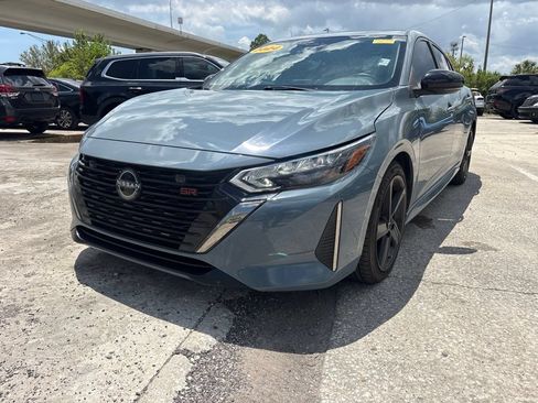 Used 2024 Nissan Sentra SR FWD image 7