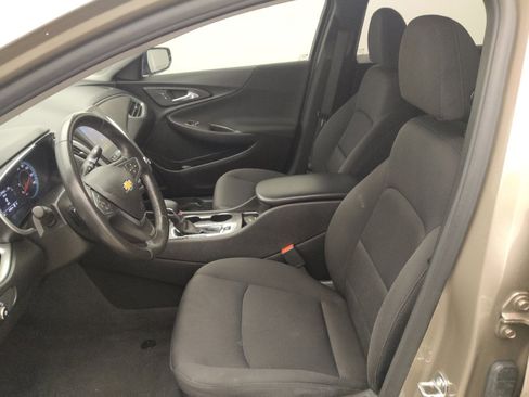 Used 2022 Chevrolet Malibu RS FWD image 17