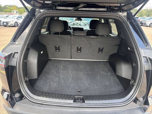 Used 2025 Chevrolet Equinox LT FWD image 31