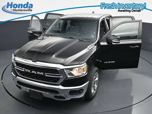 Used 2022 RAM 1500 Big Horn AWD/4WD image 40
