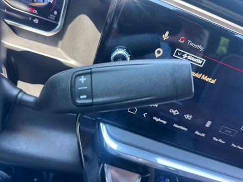 Used 2024 GMC Sierra 2500 Denali Ultimate AWD/4WD image 15
