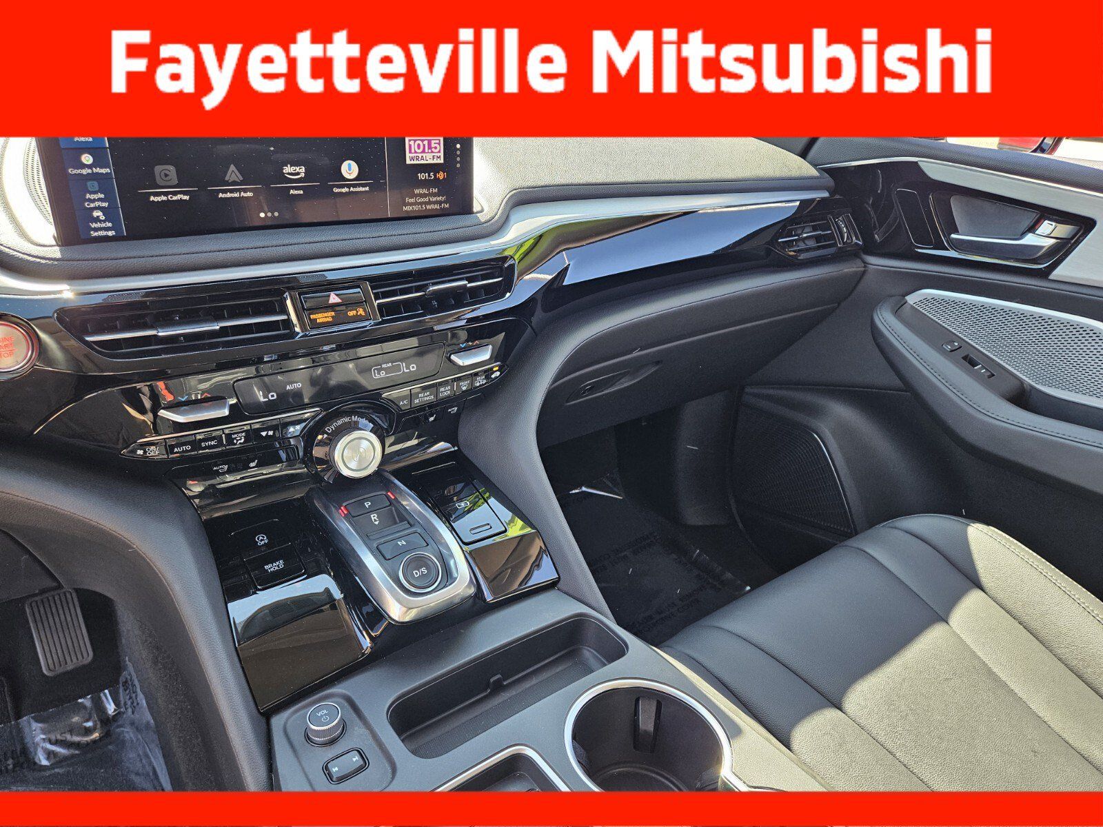 Used 2025 Acura MDX FWD image 21