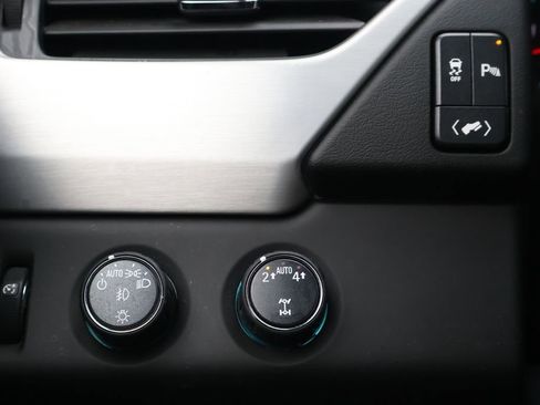 Used 2020 GMC Yukon SLE w/ Convenience Package image 30