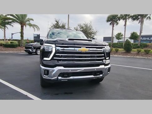 New 2026 Chevrolet Silverado 2500 LTZ w/ LTZ Convenience Package image 24