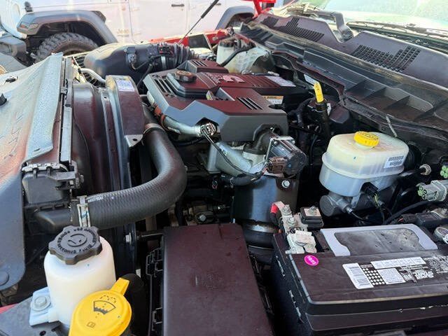 Used 2018 RAM 3500 Tradesman w/ Chrome Appearance Group AWD/4WD image 61