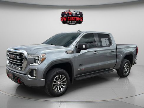 Used 2021 GMC Sierra 1500 AT4 w/ AT4 Premium Package image 3
