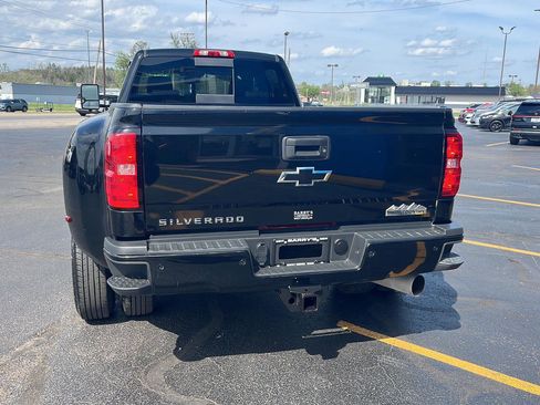 Used 2019 Chevrolet Silverado 3500 High Country w/ Duramax Plus Package AWD/4WD image 4