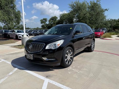 Used 2017 Buick Enclave Leather w/ Enclave Sport Touring Edition FWD image 2