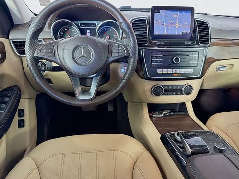 Used 2018 Mercedes-Benz GLS 450 4MATIC image 23