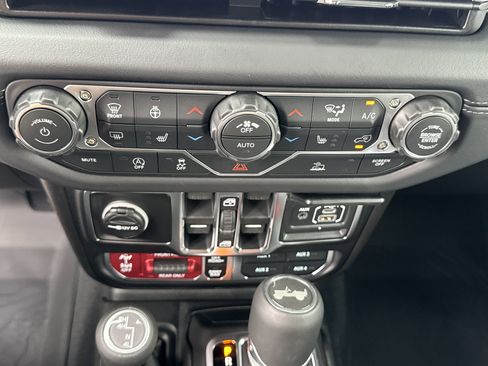 New 2026 Jeep Wrangler Rubicon image 19