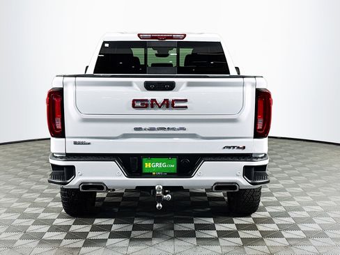 Used 2023 GMC Sierra 1500 AT4 w/ Technology Package AWD/4WD image 8