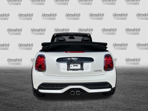 Used 2024 MINI Cooper S image 9