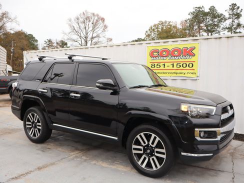 Used 2019 Toyota 4Runner Limited image 1