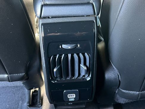 Used 2025 Jeep Compass Trailhawk AWD/4WD image 22