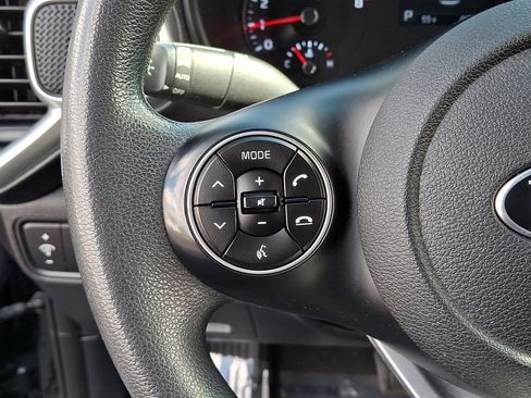 Used 2021 Kia Soul LX FWD image 22