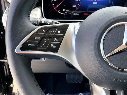Used 2026 Mercedes-Benz GLC 350e 4MATIC image 19