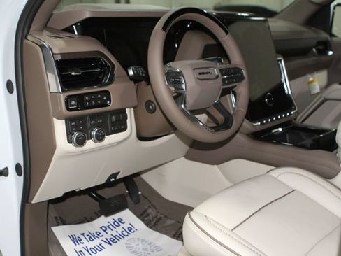 New 2026 GMC Yukon Denali w/ Advanced Technology Package AWD/4WD image 15