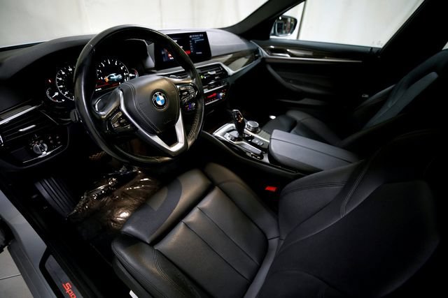 Used 2019 BMW 530i w/ Convenience Package RWD image 6