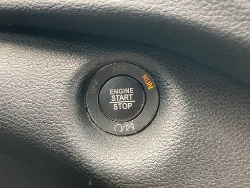 Used 2023 Jeep Cherokee Altitude Lux image 20