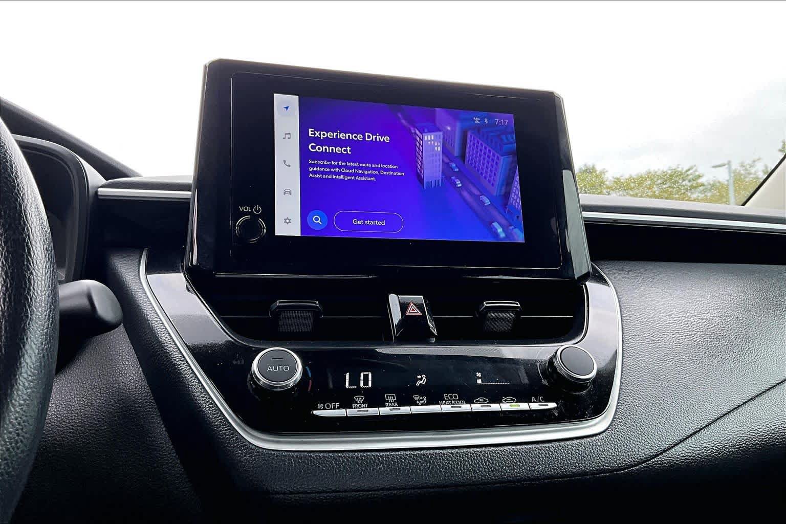 Used 2025 Toyota Corolla LE FWD image 35