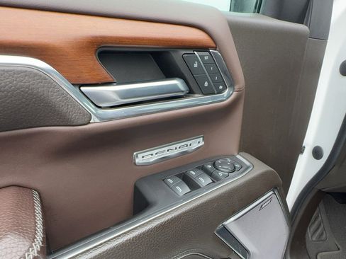 Certified 2023 GMC Sierra 1500 Denali w/ Denali Reserve Package AWD/4WD image 19