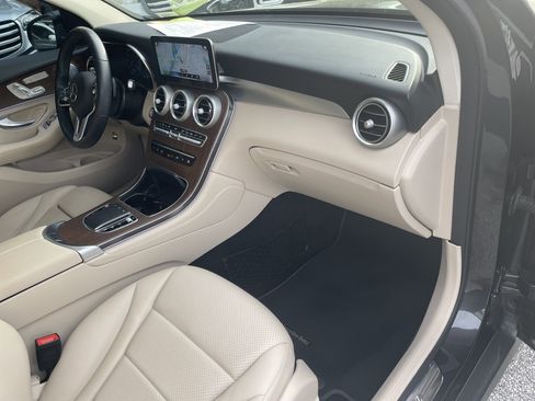 Certified 2020 Mercedes-Benz GLC 300 image 49