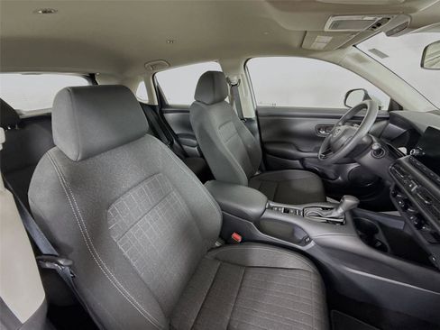 Certified 2025 Honda HR-V LX image 26