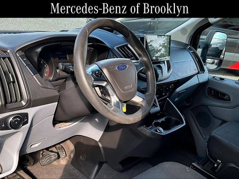 Used 2017 Ford Transit 350 XLT RWD image 17