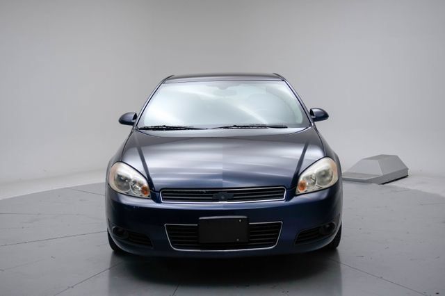Used 2010 Chevrolet Impala LT FWD image 11
