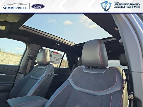 New 2026 Ford Explorer ST AWD/4WD image 31