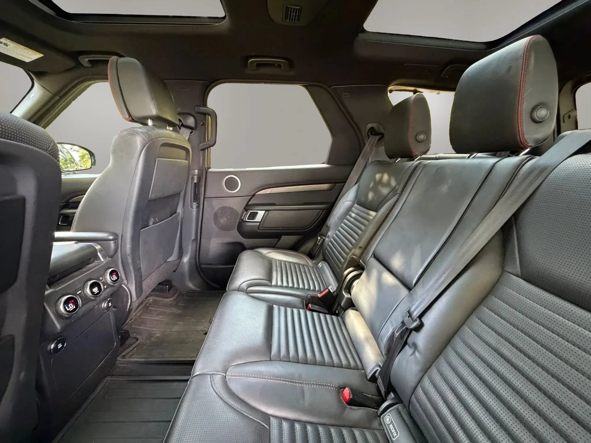 Used 2019 Land Rover Discovery HSE Luxury AWD/4WD image 14