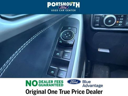 Used 2022 Ford Explorer XLT w/ Equipment Group 202A image 30