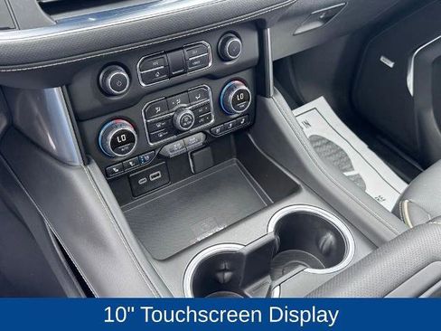 Used 2024 Chevrolet Tahoe Premier RWD image 18