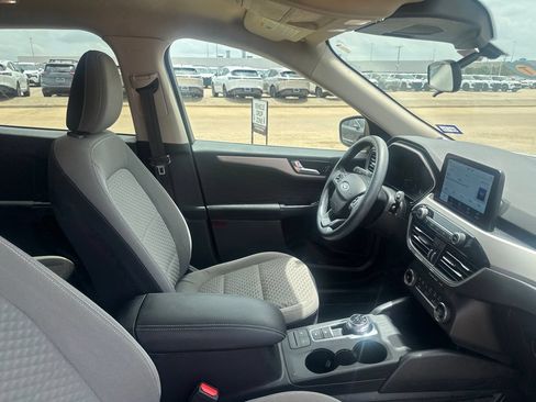 Used 2020 Ford Escape SE FWD image 28
