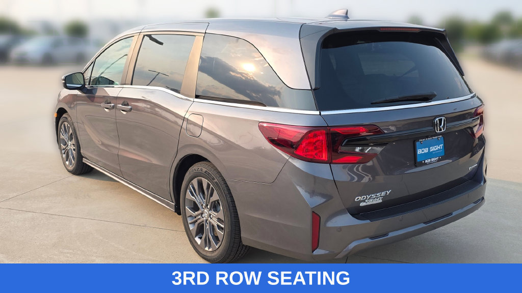 New 2026 Honda Odyssey Touring image 3